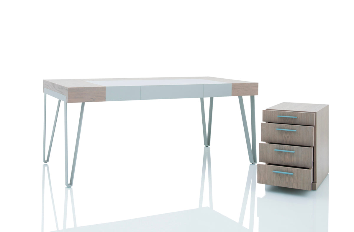 Desk 04303