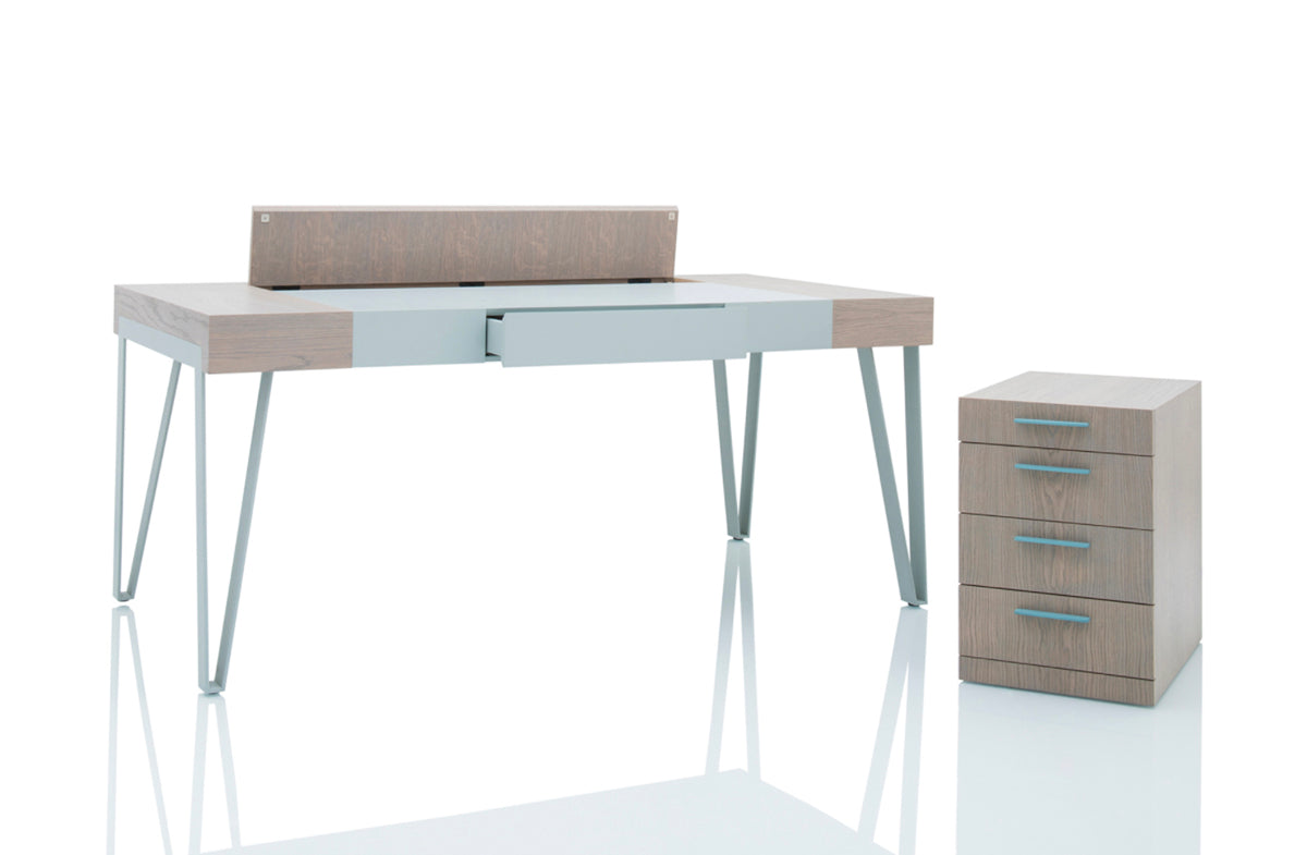 Desk 04303