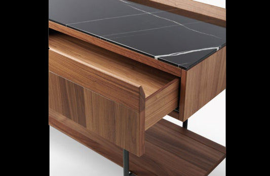 Console 04547