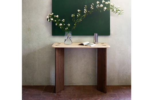 Console 04550