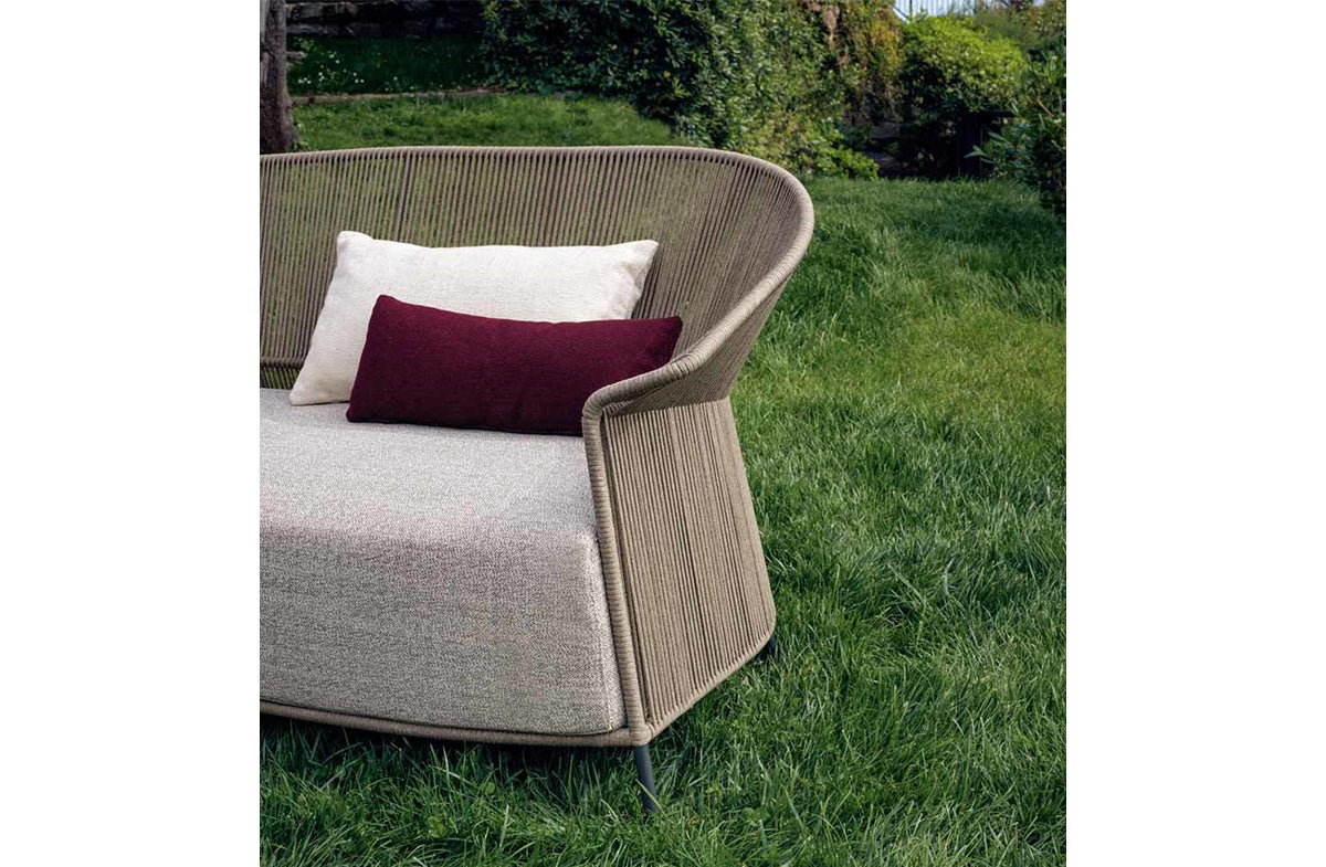 Outdoor Loveseat 04570