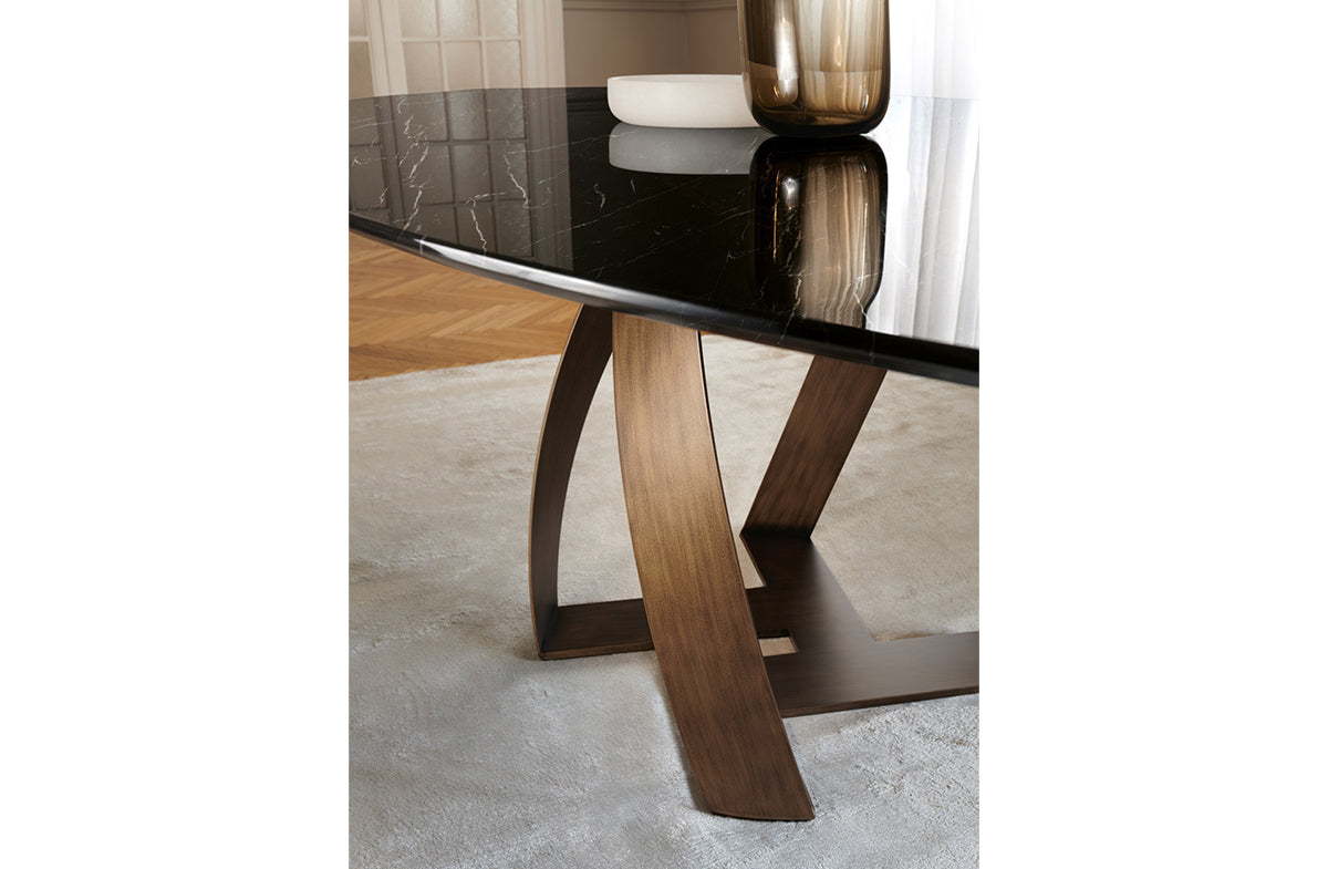 Dining Table 04578