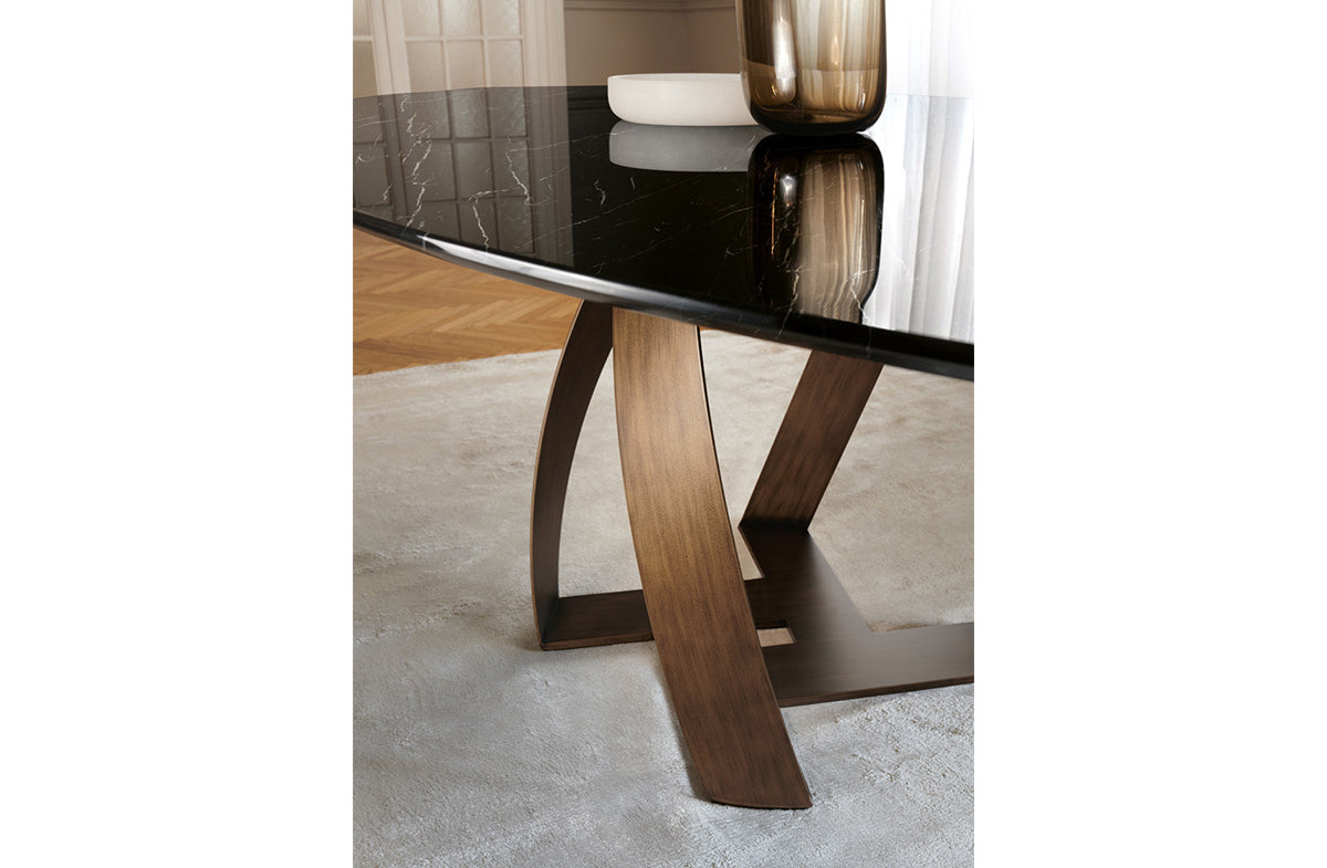 Dining Table 04580