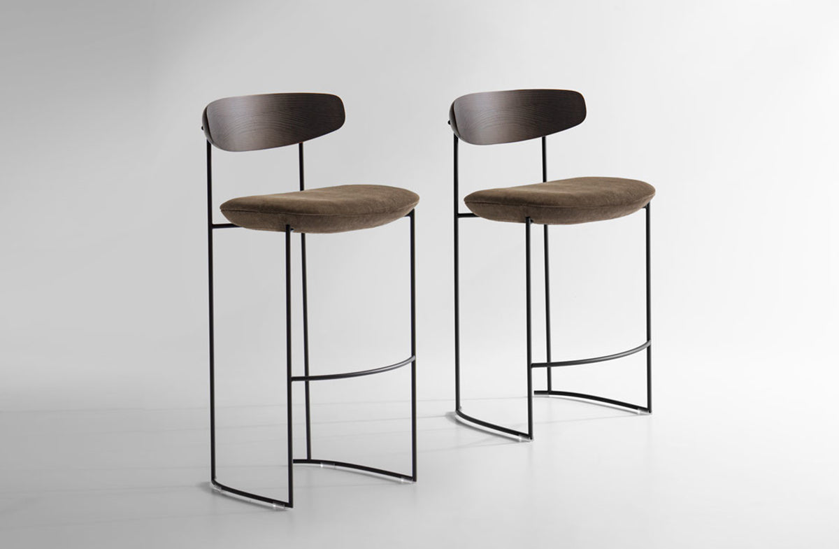 Barstool 04600