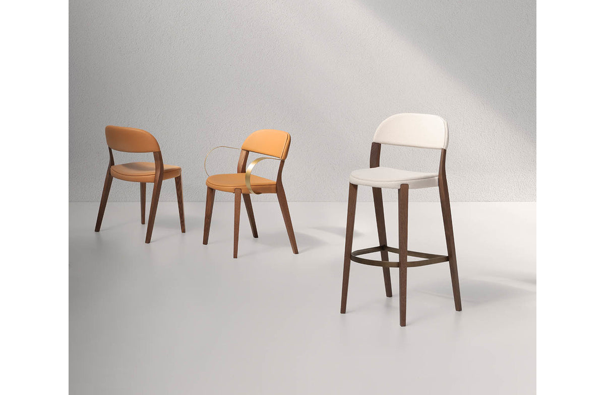 Barstool 04614