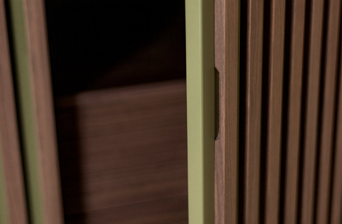 Cabinet 04901
