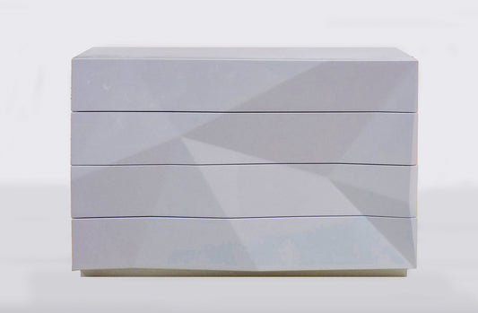 Dresser 04987