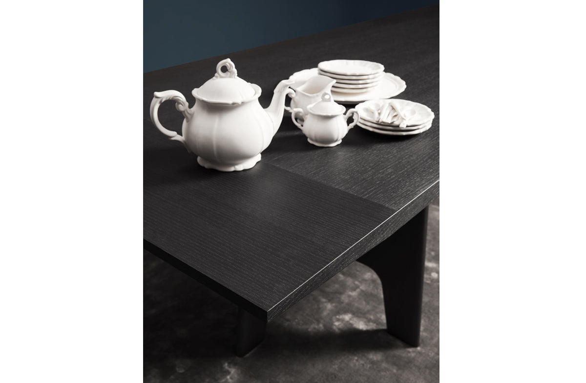 Dining Table 05385