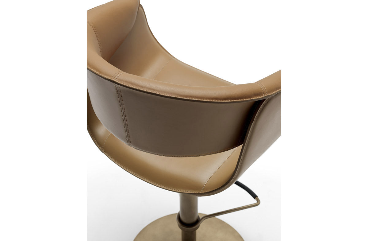 Barstool 05642