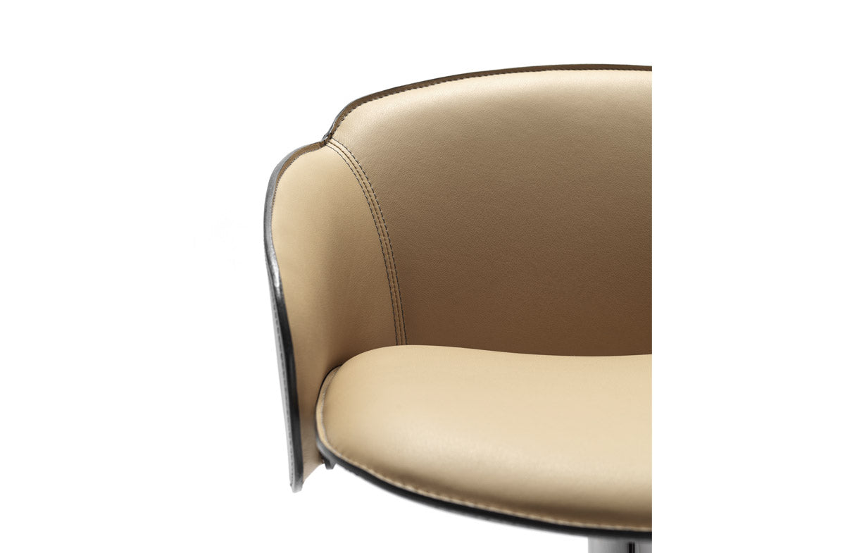 Barstool 05644