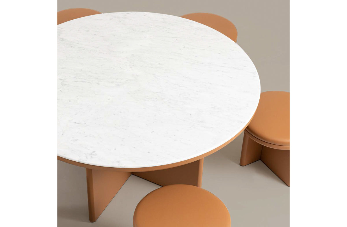 Stool 05737