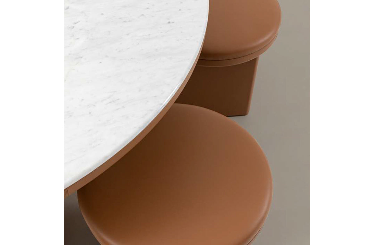 Stool 05737