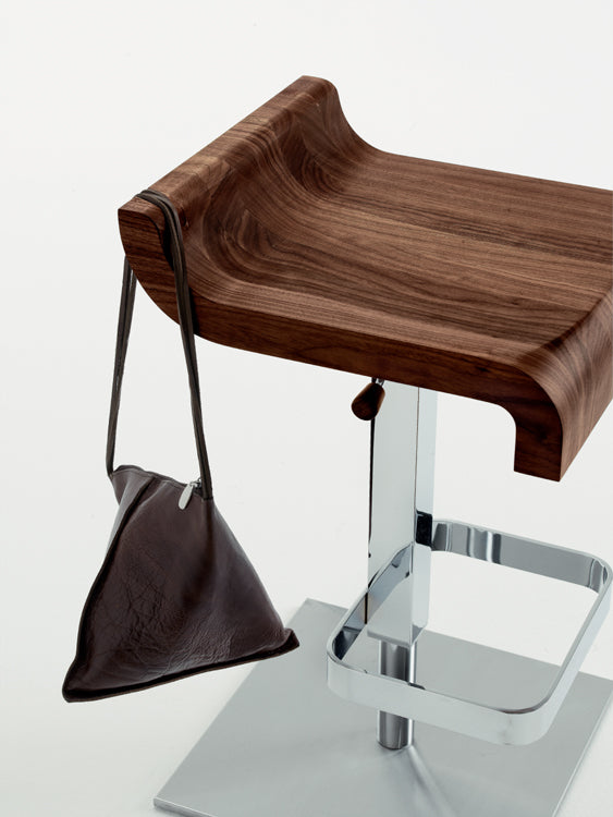 Barstool 05910