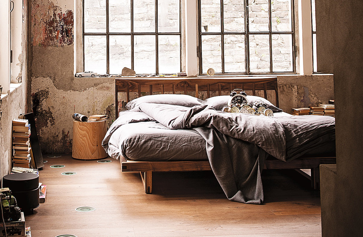 Bed 06107