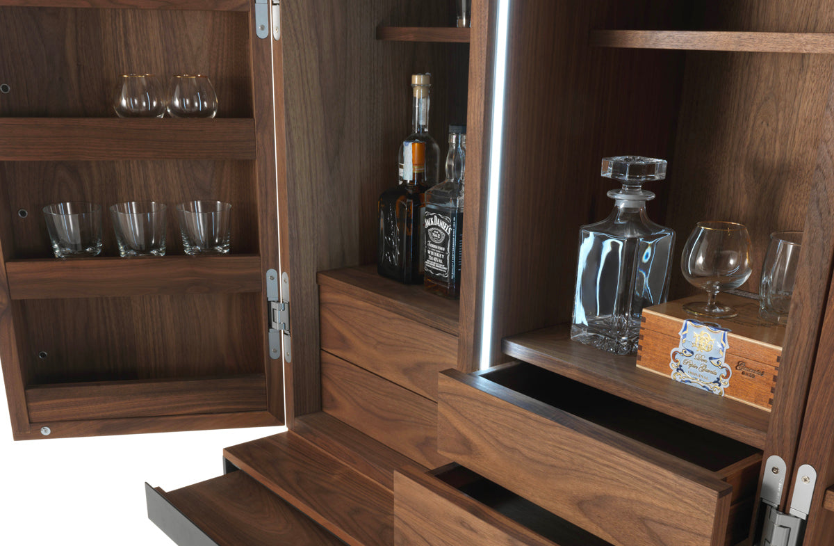 Cabinet 06433 – Usona