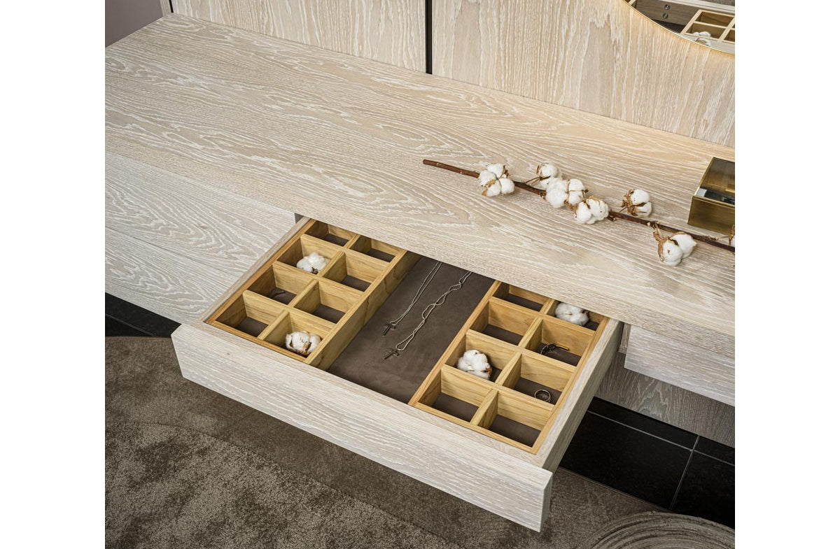 Wardrobe 06500