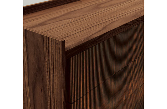Dresser 06637