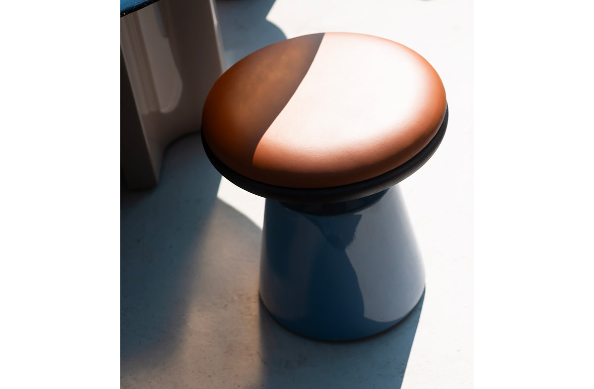 Outdoor Stool 08737