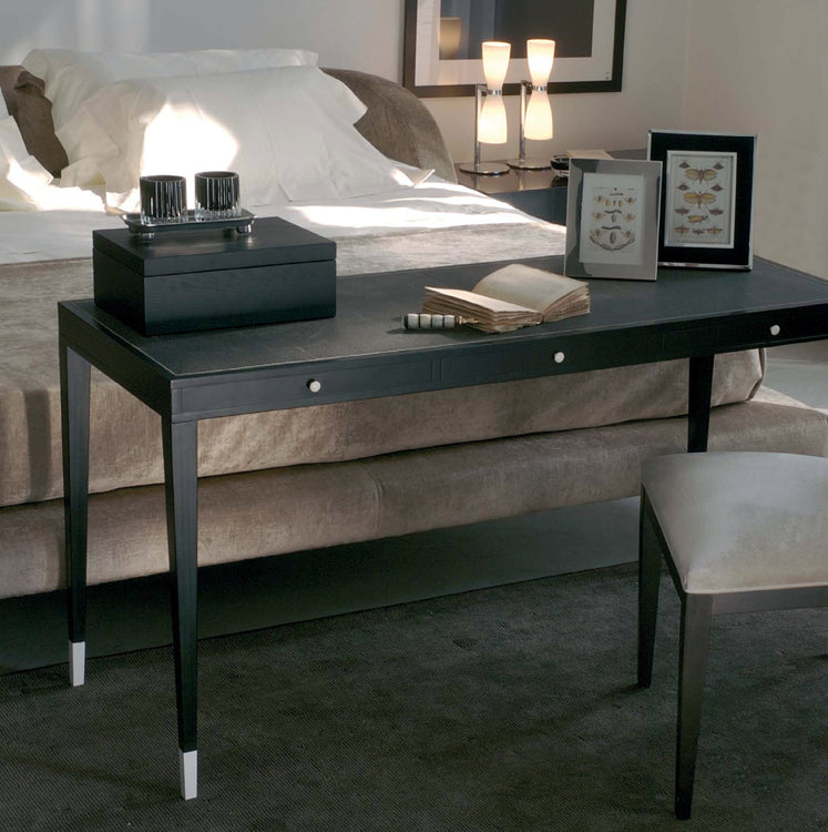 Desk 09051