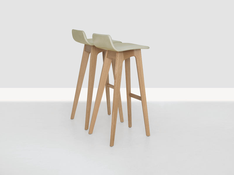 Barstool 09225