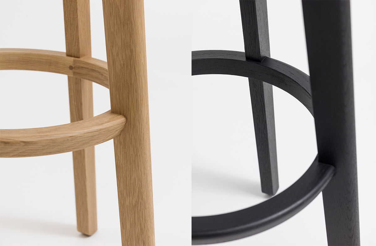 Barstool 09266