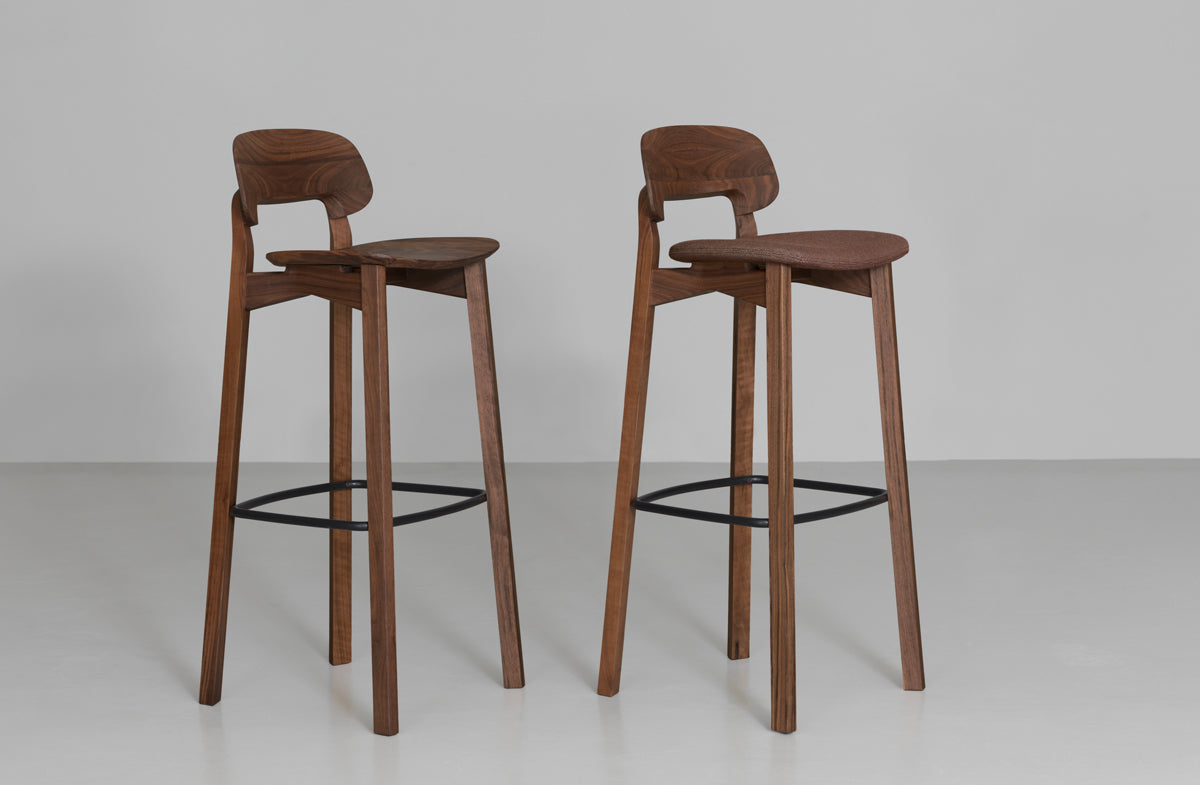 Barstool 09292