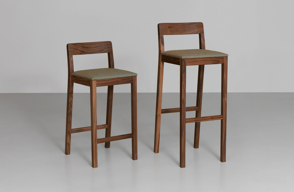 Barstool 09293