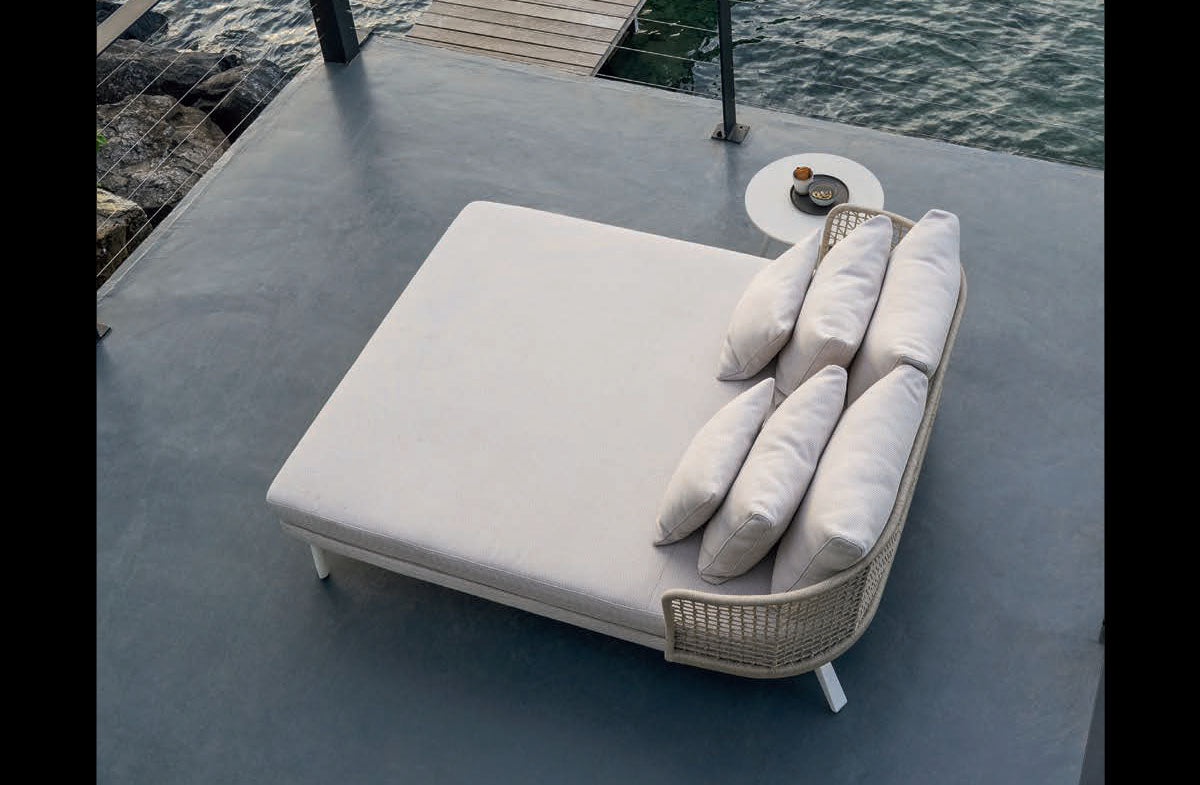 Outdoor Chaise 09557