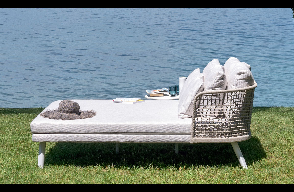 Outdoor Chaise 09557
