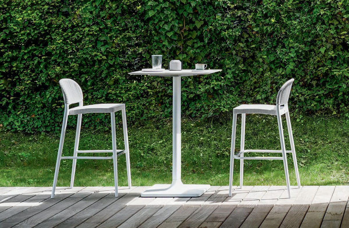 Outdoor Barstool 09571