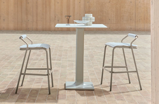 Outdoor Barstool 09608