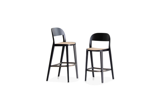 Barstool 10065