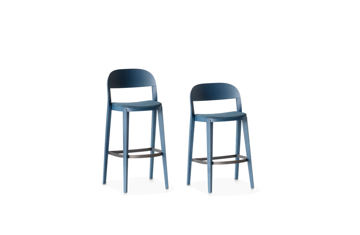 Barstool 10065