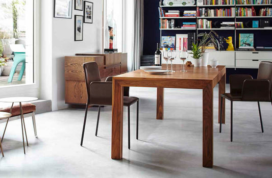 Extendable Table 13107