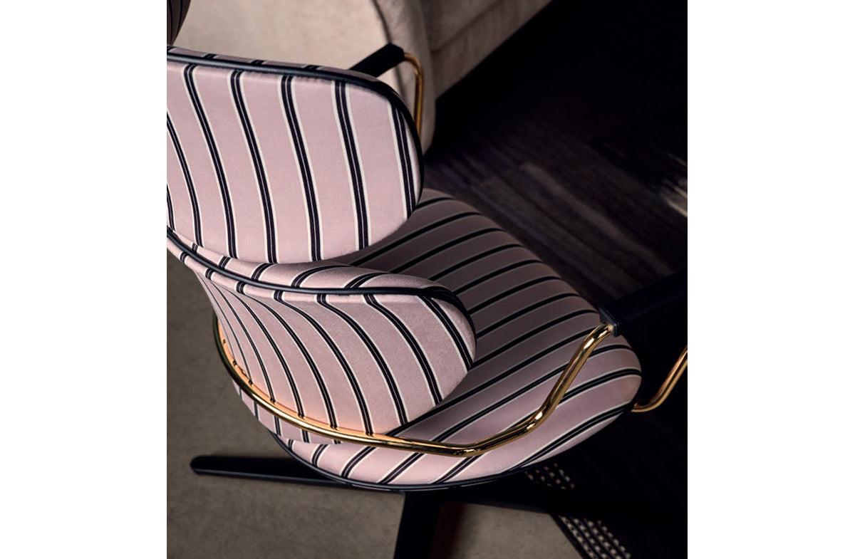 Armchair 13549