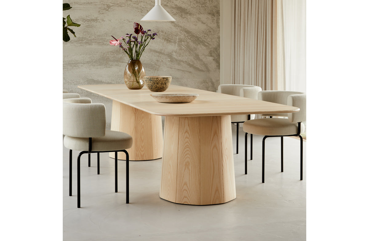 Dining Table 13900