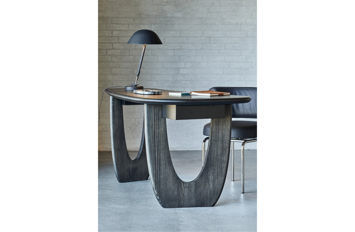 Desk 13904