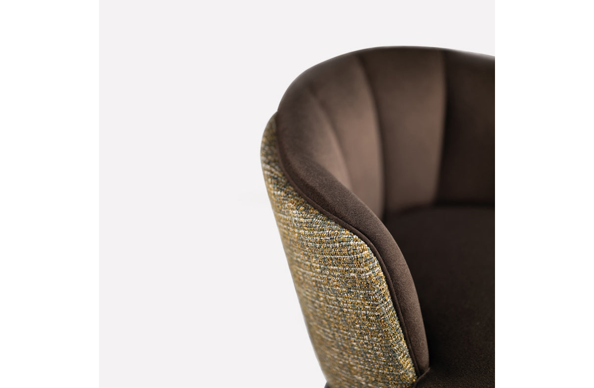 Armchair 14203