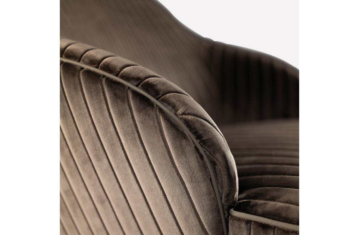 Armchair 14221