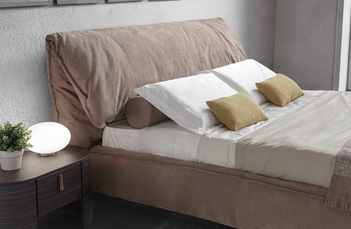 Bed 15404