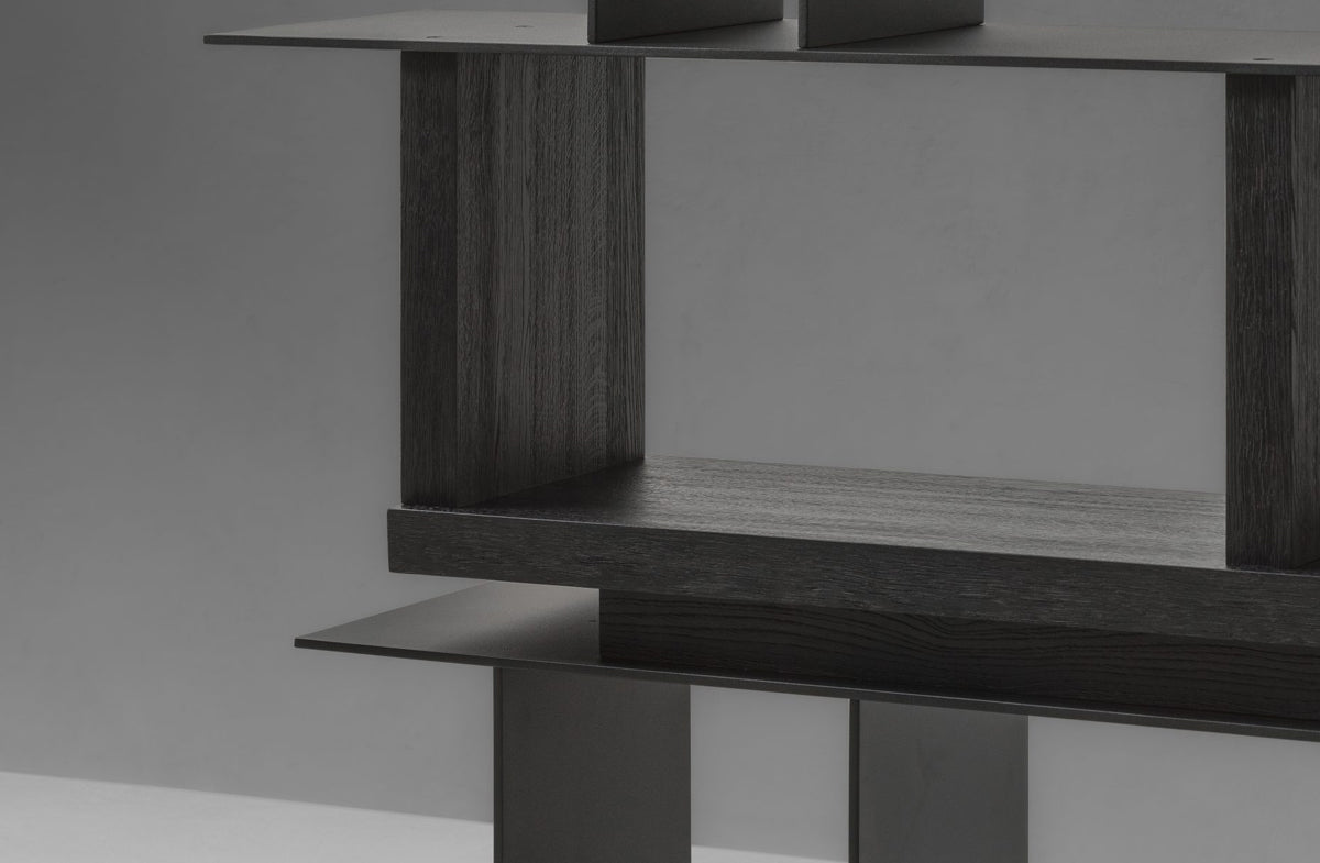 Bookshelf 15744