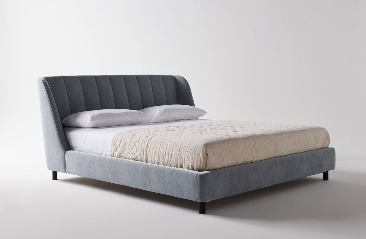 Bed 15879