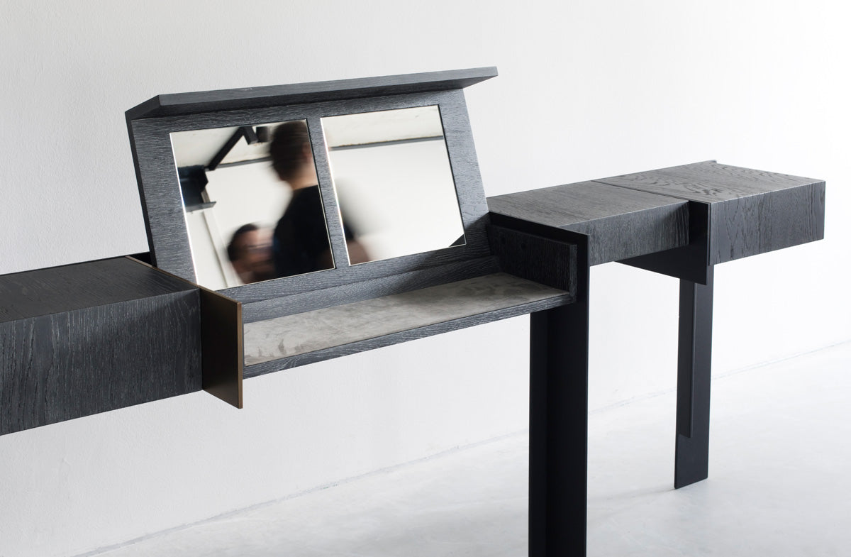 Console 16244