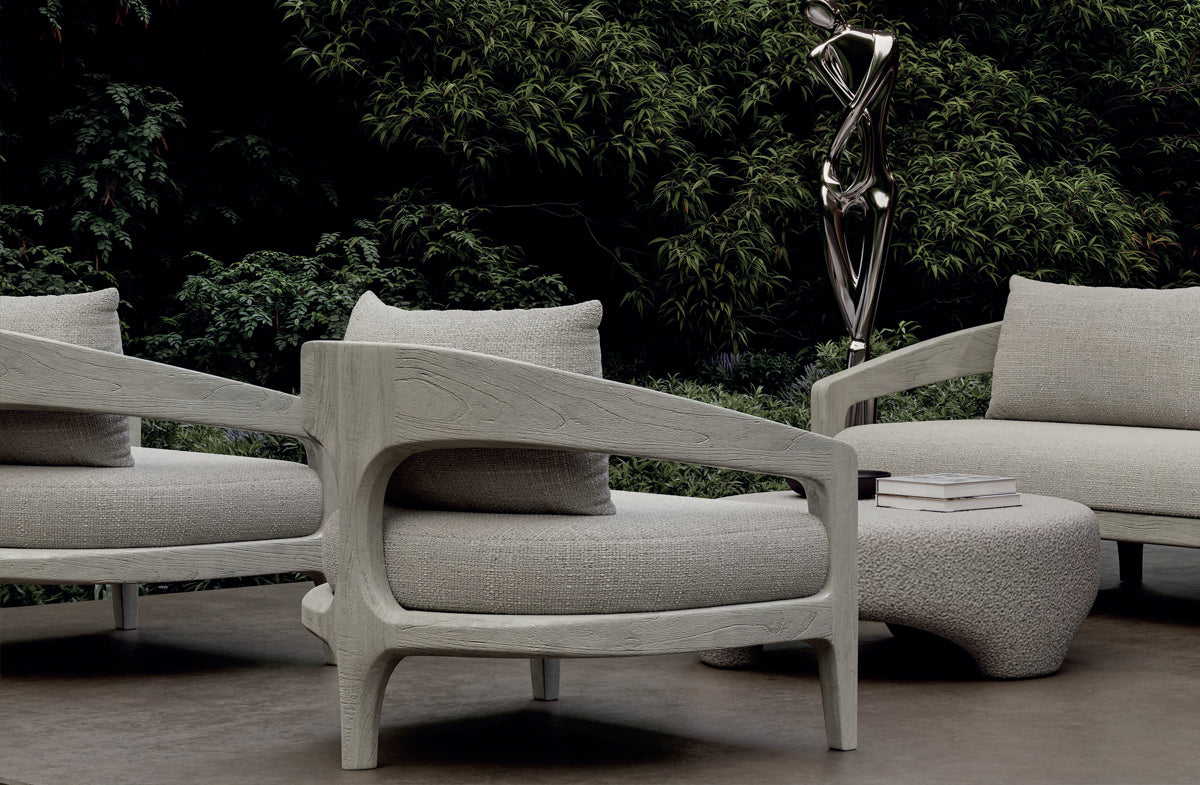 Outdoor Seating 18103