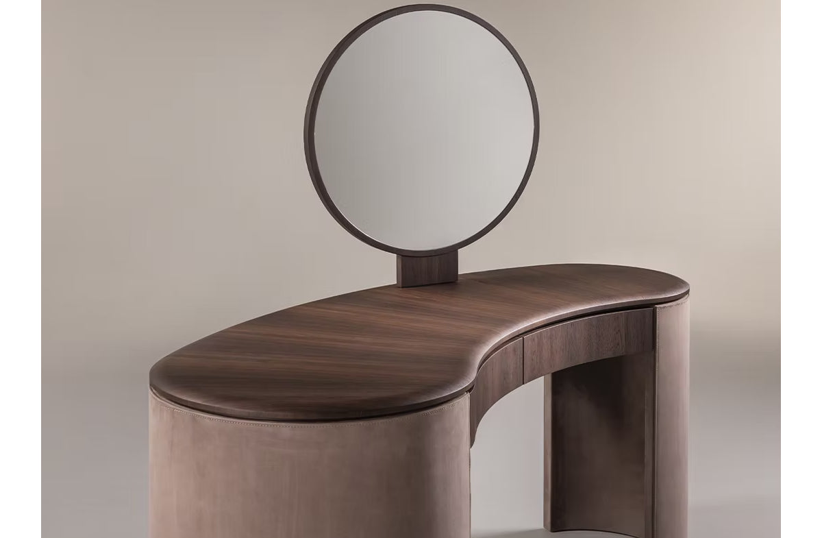 Desk/Vanity 19511