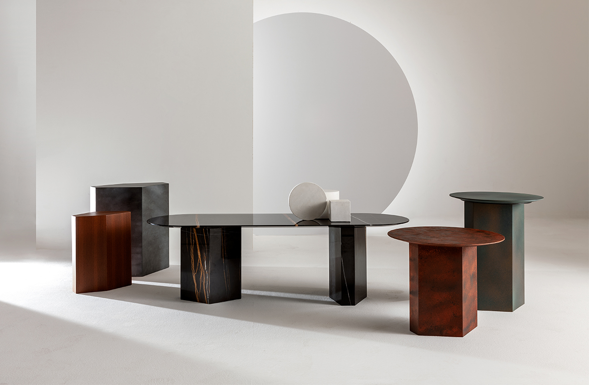Table Collection 02039