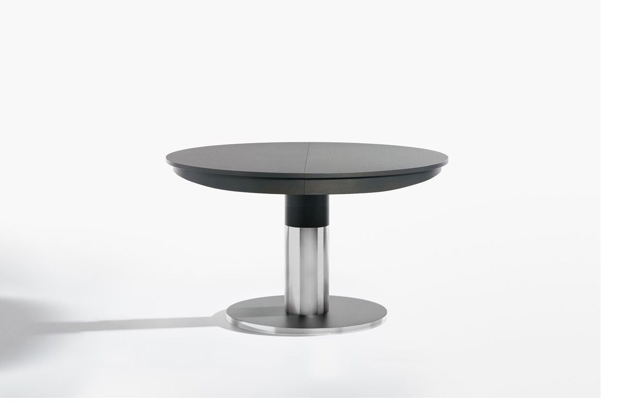 Extendable Table 04674