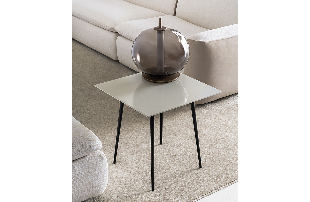 Side Table 10342
