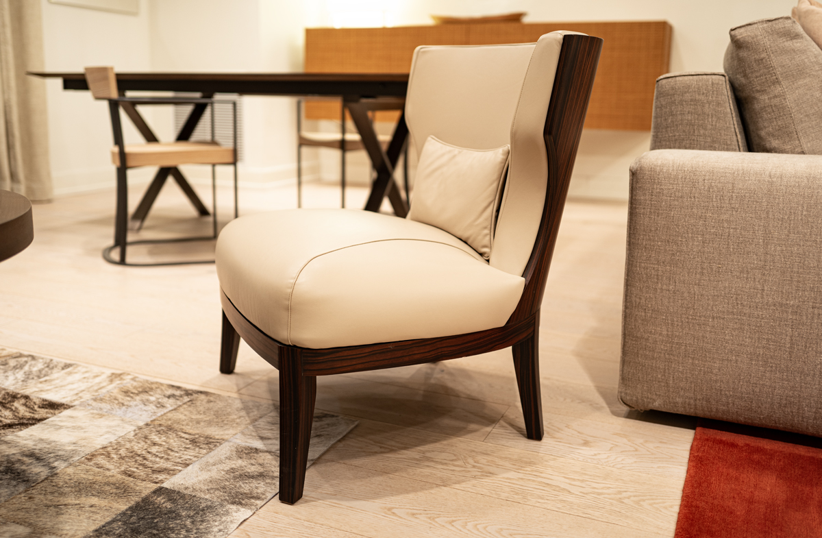 Armchair 11038 Floor Model