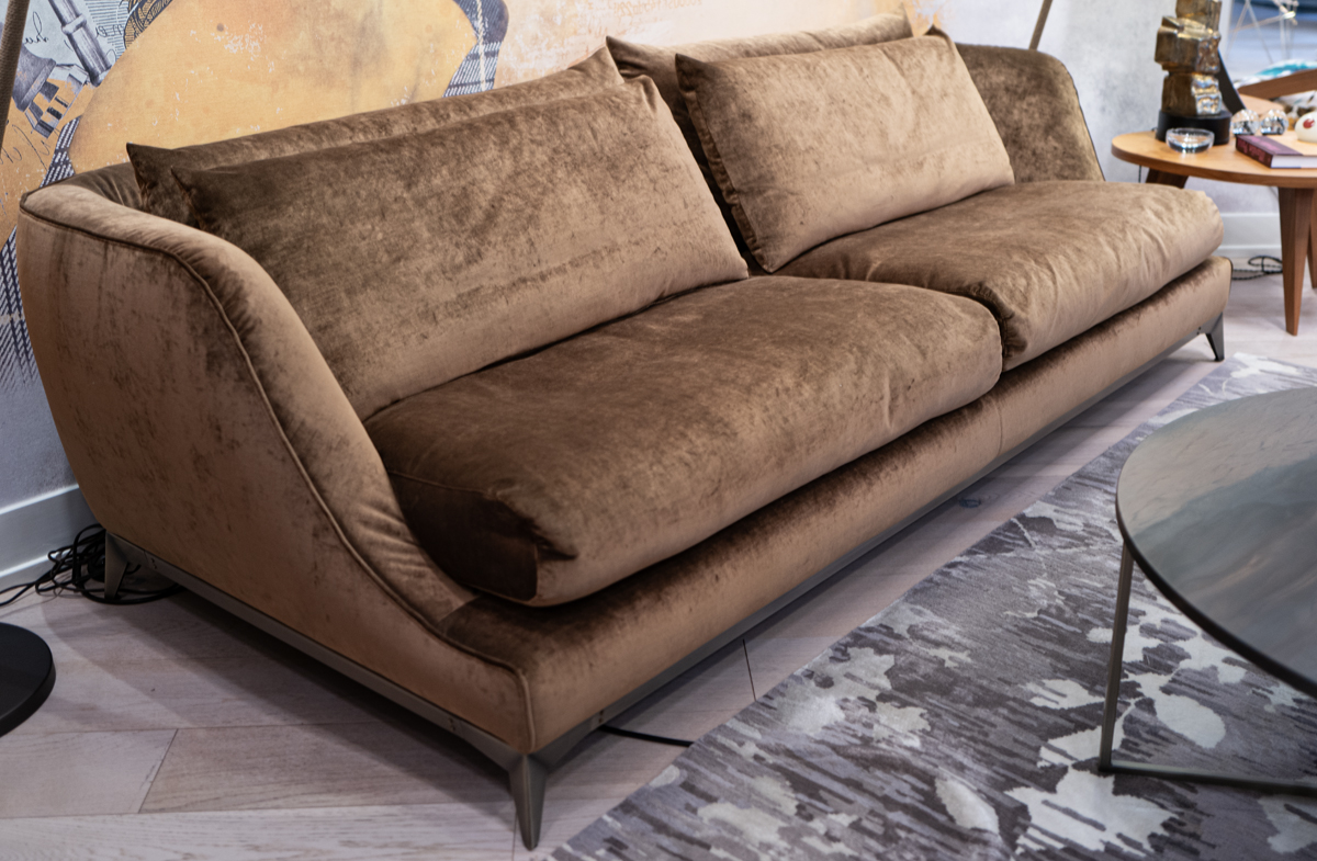 Sofa 13500 Floor Model